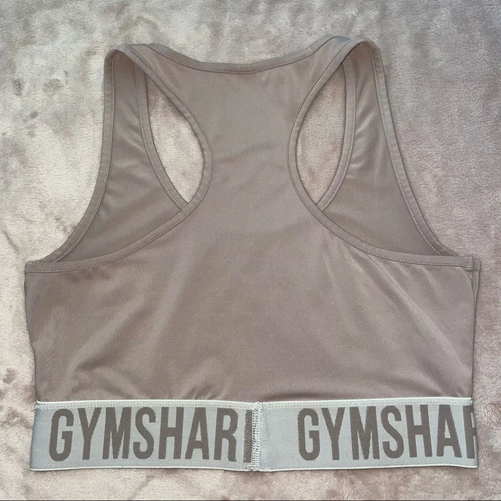 Gymshark dry sport bra size L - Picture 2 of 6